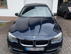 Blau Gebraucht 2011 BMW 523 Limousine | 10.500 € (Teuer)