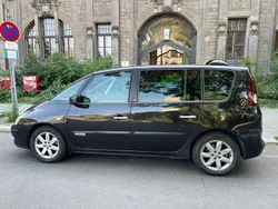Schwarz Gebraucht 2011 Renault Espace Van / Kleinbus | 5.200 € (Fairer Preis)