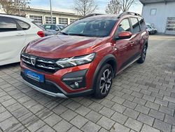 Braun Gebraucht 2022 Dacia Jogger Comfort Van / Kleinbus | 17.900 € (Fairer Preis)