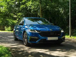 Blau Gebraucht 2020 Skoda Octavia vRS Kombi | 25.500 € (Fairer Preis)