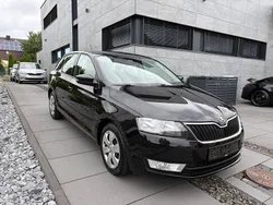 Schwarz Gebraucht 2016 Skoda Rapid Ambition Kombi | 8.990 € (Fairer Preis)