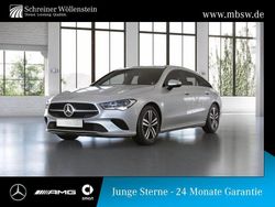 Digitalweiß Gebraucht 2022 Mercedes CLA250 Shooting Brake Kombi | 30.879 € (Guter Preis)