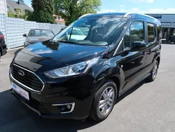 Obsidianschwarz metallic Gebraucht 2022 Ford Tourneo Connect Titanium Van / Kleinbus | 24.800 € (Fairer Preis)