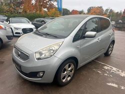 Silber Gebraucht 2011 Kia Venga Vision Kleinwagen | 2.950 € (Guter Preis)