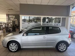 Grau Gebraucht 2007 VW Golf V Trendline Limousine | 3.998 € (Fairer Preis)