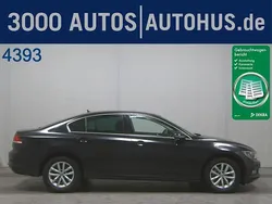 Weiß Gebraucht 2018 VW Passat Highline Kombi | 15.990 € (Superpreis)