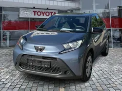 Celestite grey Gebraucht 2024 Toyota Aygo Business Edition Kleinwagen | 15.890 € (Fairer Preis)
