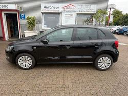 Schwarz Gebraucht 2014 VW Polo Life Limousine | 3.950 € (Teuer)