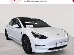 Pearl white multicoat Gebraucht 2021 Tesla Model 3 Limousine | 25.390 € (Guter Preis)