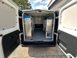 Weiß Gebraucht 2017 Opel Vivaro Van | 14.200 € (Fairer Preis)
