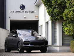 Grau Gebraucht 2022 Porsche Cayenne SUV | 86.500 € (Teuer)
