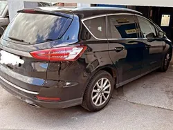 Schwarz Gebraucht 2016 Ford S-MAX Titanium Van / Kleinbus | 14.900 € (Teuer)