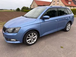 Blau Gebraucht 2016 Skoda Fabia Style Kombi | 8.100 € (Fairer Preis)