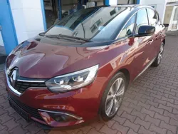 Rot Gebraucht 2017 Renault Scénic IV Intens Van / Kleinbus | 8.599 € (Guter Preis)