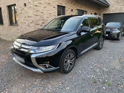 Schwarz Gebraucht 2017 Mitsubishi Outlander Plus SUV | 13.800 € (Fairer Preis)