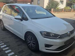 Weiß Gebraucht 2017 VW Golf VII Kombi | 8.200 € (Fairer Preis)
