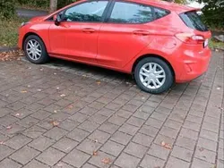 Rot Gebraucht 2018 Ford Fiesta Kleinwagen | 10.500 € (Fairer Preis)