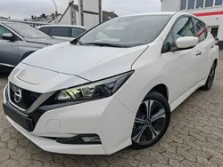 Weiß Gebraucht 2022 Nissan Leaf Kleinwagen | 18.207 € (Fairer Preis)