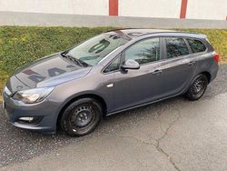 Braun Gebraucht 2015 Opel Astra Edition Kombi | 7.900 € (Fairer Preis)