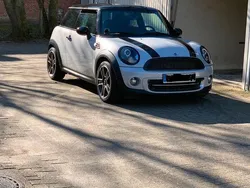Grau Gebraucht 2012 Mini Cooper Kleinwagen | 7.500 € (Fairer Preis)