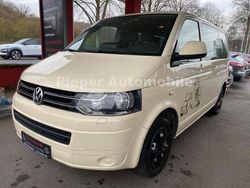 Gelb Gebraucht 2013 VW Caravelle Comfortline Van / Kleinbus | 9.290 € (Guter Preis)