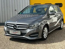 Grau Gebraucht 2015 Mercedes B180 Van / Kleinbus | 15.400 € (Guter Preis)