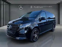 Schwarz Gebraucht 2024 Mercedes V250 Avantgarde Van / Kleinbus | 77.800 € (Teuer)