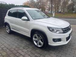 Candyweiss Gebraucht 2013 VW Tiguan R-line SUV | 12.890 € (Fairer Preis)