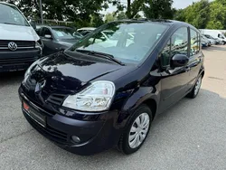 Braun Gebraucht 2009 Renault Modus Dynamique Van / Kleinbus | 4.290 € (Teuer)