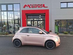 Rosegold metallic Gebraucht 2022 Fiat 500e La Prima Kleinwagen | 24.900 € (Teuer)