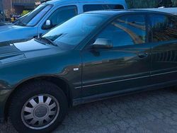 Grün Gebraucht 2000 Audi A4 Limousine | 1.180 € (Guter Preis)