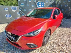 Rot Gebraucht 2014 Mazda 3 Sports-Line Limousine | 7.777 € (Fairer Preis)