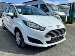 Weiß Gebraucht 2015 Ford Fiesta Trend Kleinwagen | 3.900 € (Guter Preis)