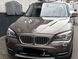 Braun Gebraucht 2013 BMW X1 Sport Line SUV | 12.999 € (Teuer)