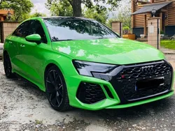 Grün Gebraucht 2023 Audi RS3 Sport Kleinwagen | 62.999 € (Etwas zu teuer)