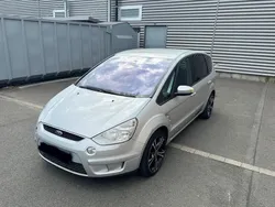 Silber Gebraucht 2010 Ford S-MAX S Van / Kleinbus | 4.000 € (Guter Preis)