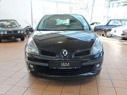 Schwarz Gebraucht 2008 Renault Clio GrandTour Dynamique Kombi | 3.990 € (Fairer Preis)