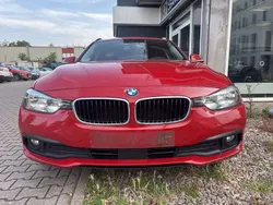 Rot Gebraucht 2017 BMW 320 Advantage Kombi | 14.777 € (Fairer Preis)