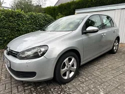 Silber Gebraucht 2009 VW Golf VI Limousine | 2.850 € (Guter Preis)