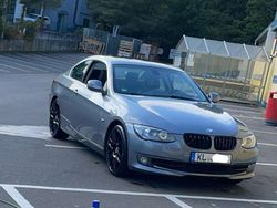 Grau Gebraucht 2013 BMW 320 Sport Line Coupé | 15.000 € (Etwas zu teuer)