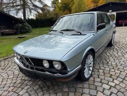 Blau Gebraucht 1983 BMW 524 Limousine | 11.999 €