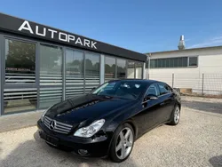 Schwarz Gebraucht 2007 Mercedes CLS320 AMG Limousine | 4.500 €