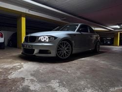 Silber Gebraucht 2009 BMW 125 Coupé Performance Coupé | 11.500 €