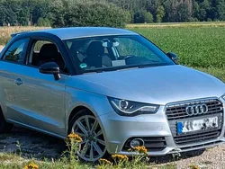 Silber Gebraucht 2012 Audi A1 Ambition Kleinwagen | 8.200 € (Guter Preis)