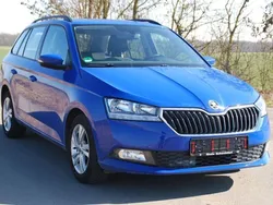Blau Gebraucht 2022 Skoda Fabia Ambition Kombi | 15.100 € (Guter Preis)