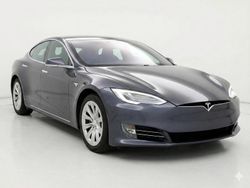 Grau Gebraucht 2020 Tesla Model S Kleinwagen | 28.900 € (Guter Preis)