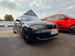 Schwarz Gebraucht 2007 BMW 118 Shadowline Kleinwagen | 4.750 € (Fairer Preis)