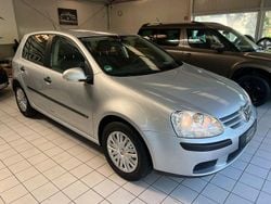 Silber Gebraucht 2006 VW Golf V Trendline Limousine | 3.990 € (Fairer Preis)