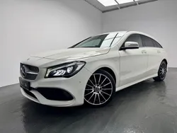 Weiß Gebraucht 2017 Mercedes CLA220 Shooting Brake AMG line Kombi | 23.390 € (Fairer Preis)
