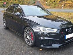 Schwarz Gebraucht 2019 Audi RS3 Ambiente Limousine | 33.000 € (Etwas zu teuer)